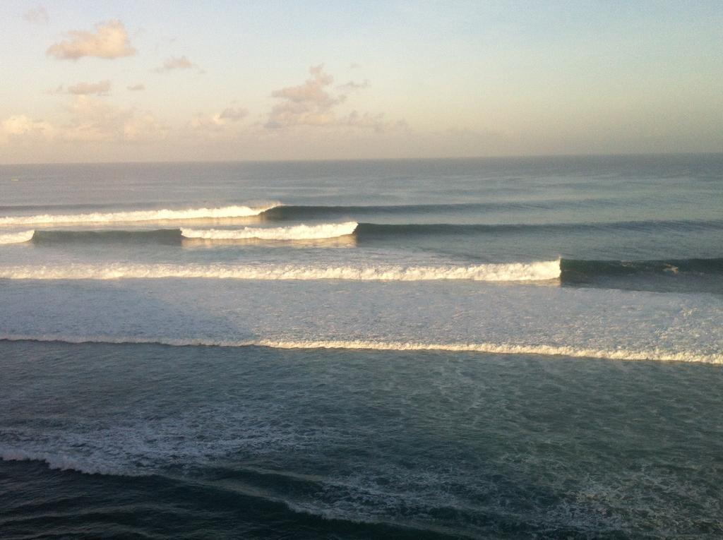 Berawa Beach Surfstay 坎古 外观 照片